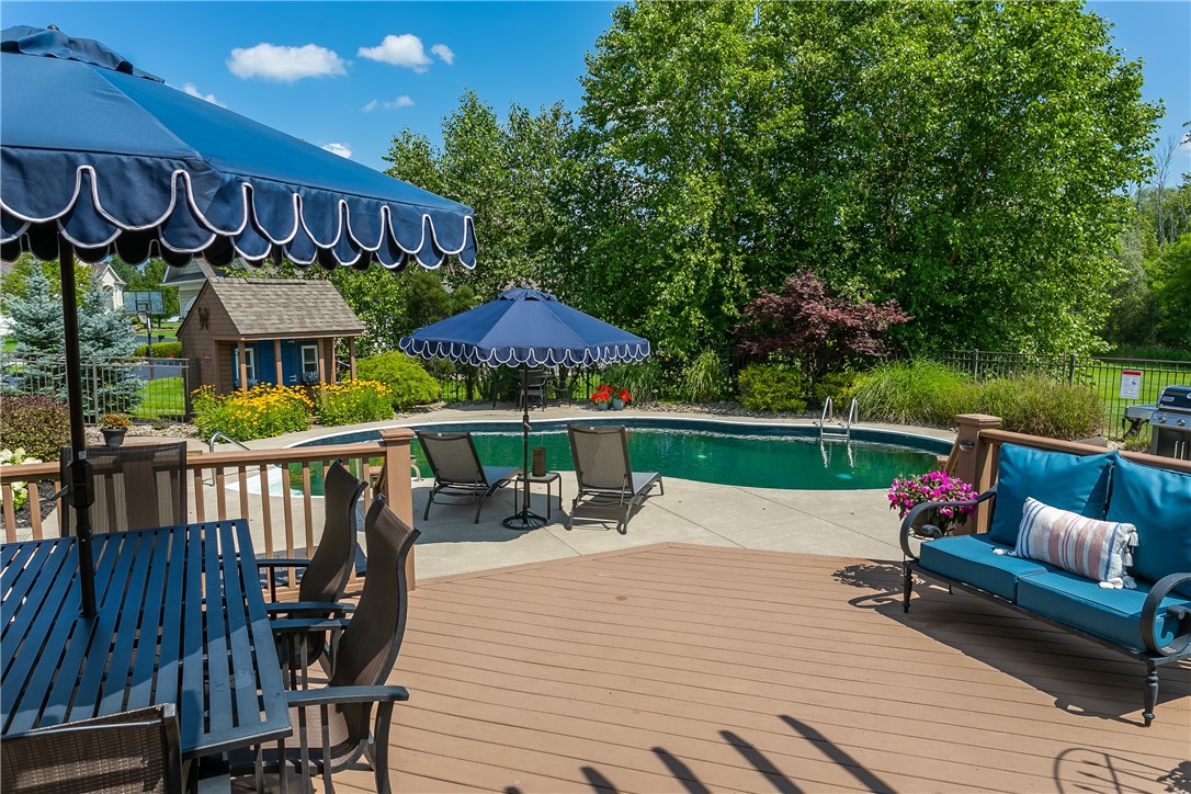 7 Brunson Way Perinton, NY 14526 - Photo 3 of 50