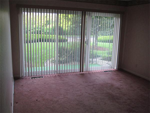 324 Russell Road, Unit 111 Westfield, MA 01085 - Photo 5 of 7 Gallery Image 5