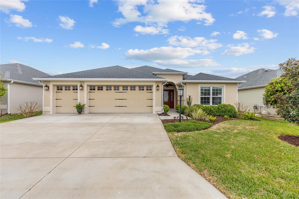 5791 Henry Loop The Villages, FL 34762 - Photo 4 of 56
