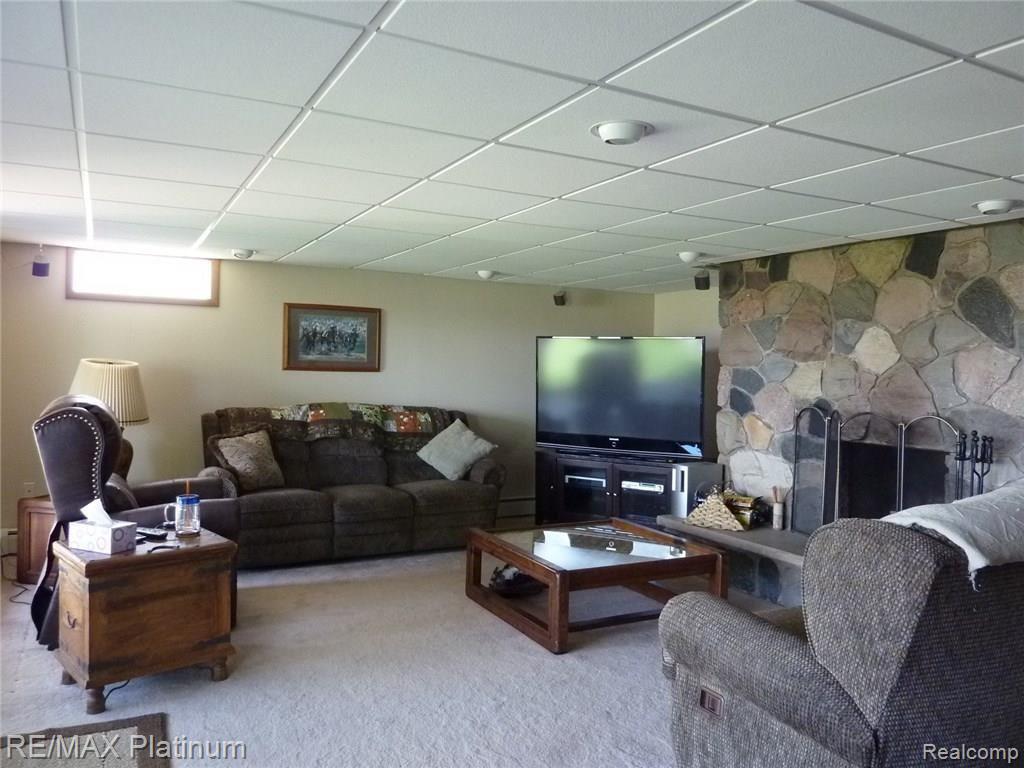 6290 Bennett Lake Road Fenton, MI 48430 - Photo 14 of 20 Gallery Image 14