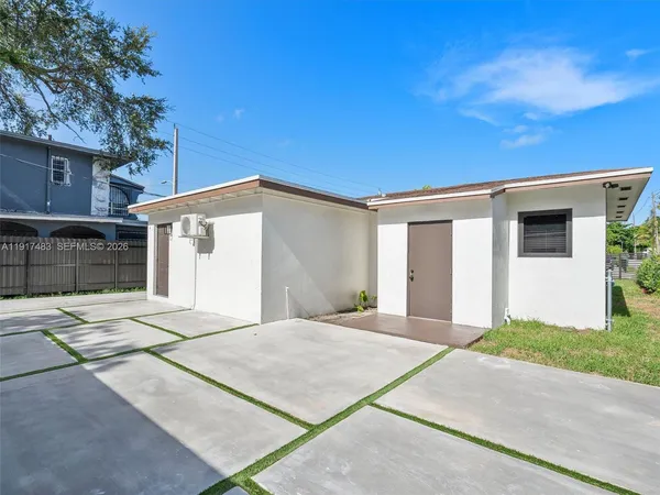 $4,200 | Design District, Miami, FL 33127