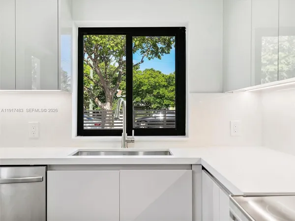 $4,200 | Design District, Miami, FL 33127