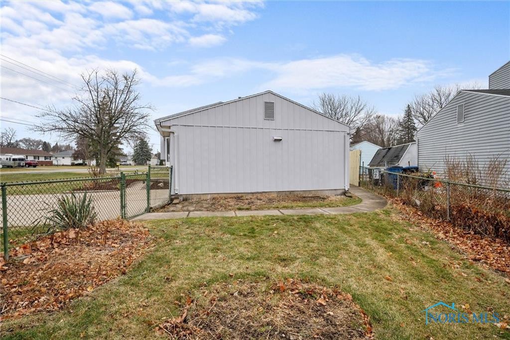 2934 Seaman Road Oregon, OH 43616 - Photo 25 of 30 Gallery Image 25