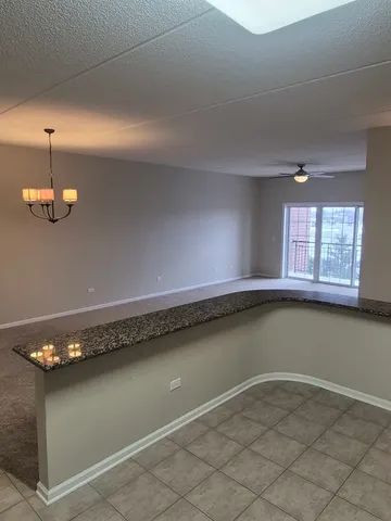 $2,800 | 1479 North Milwaukee Avenue, Unit 309, Libertyville, IL 60048