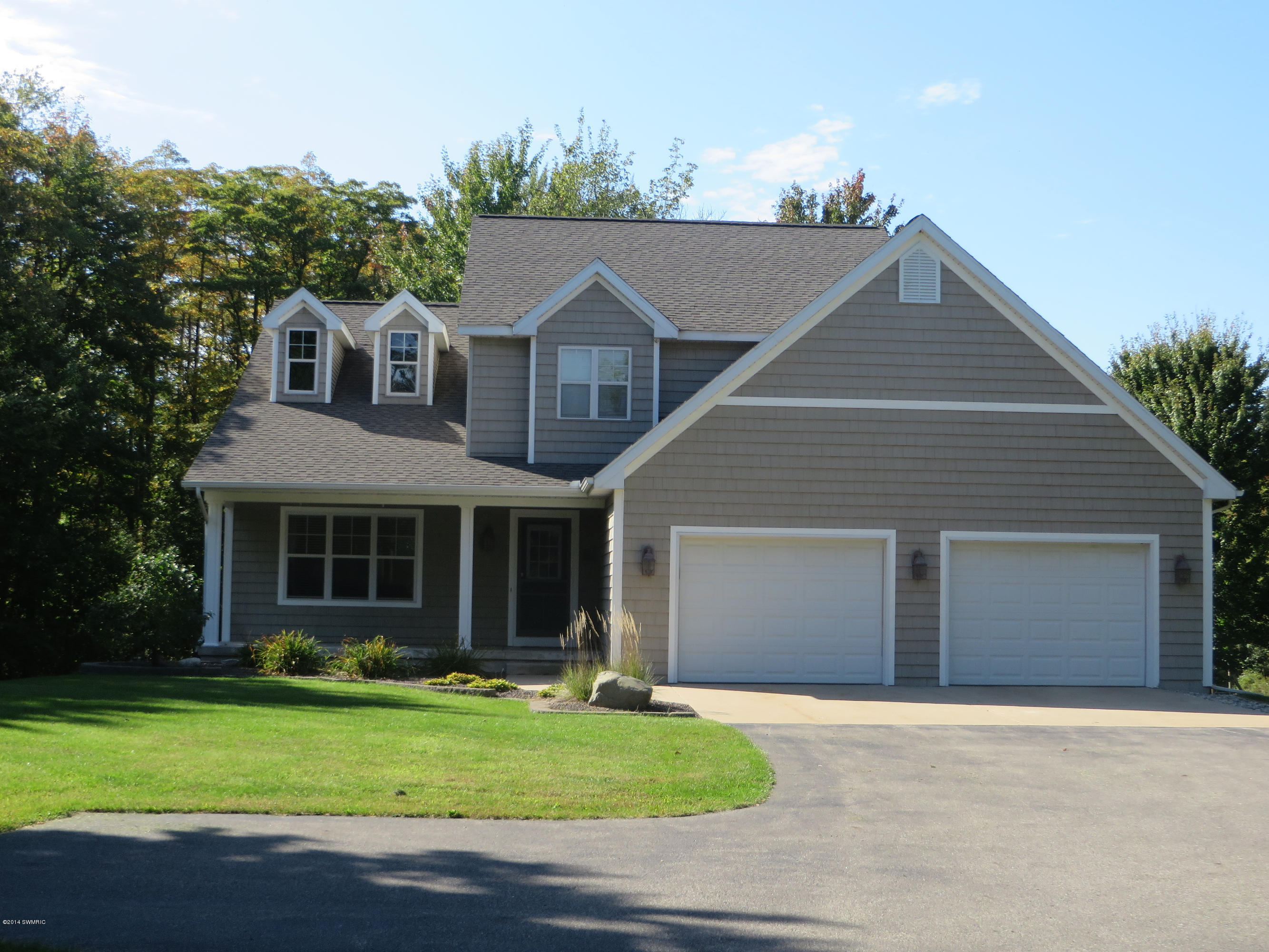 4272 Beeline Road Holland, MI 49423 - Photo 1 of 10 Front Elevation