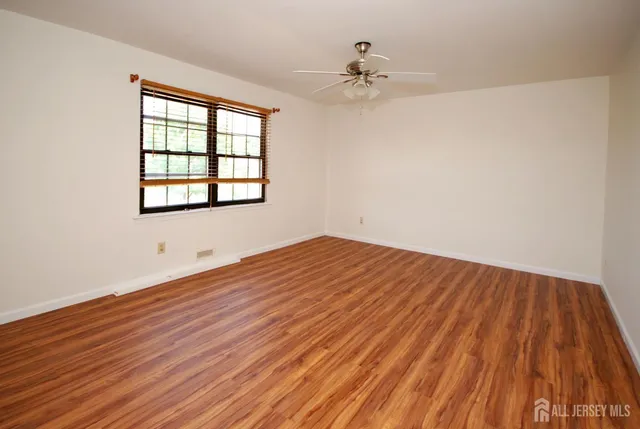 $3,000 | 1 Wellington Court, Sayreville, NJ 08872