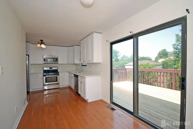 $3,000 | 1 Wellington Court, Sayreville, NJ 08872