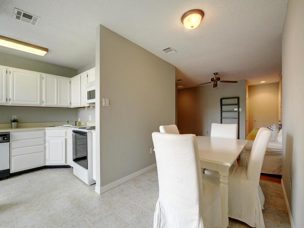 2409 Leon Street, Unit 207 Austin, TX 78705 - Photo 3 of 18