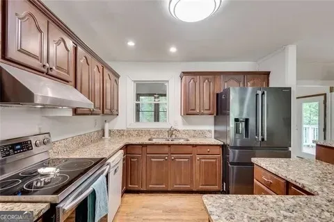 $2,800 | 3990 Admiral Drive, Atlanta, GA 30341