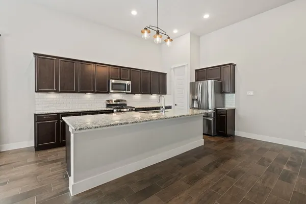 $2,350 | 13701 Ronald W Reagan Boulevard, Unit 99, Cedar Park, TX 78613