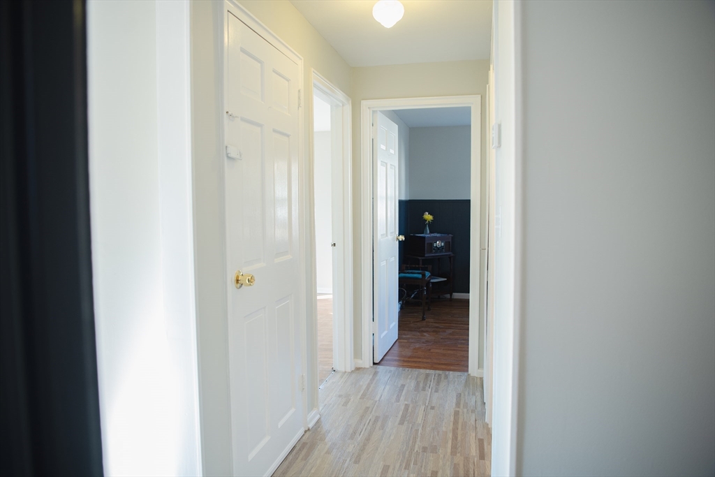 6 Laurel Road Norwood, MA 02062 - Photo 20 of 40 Gallery Image 20