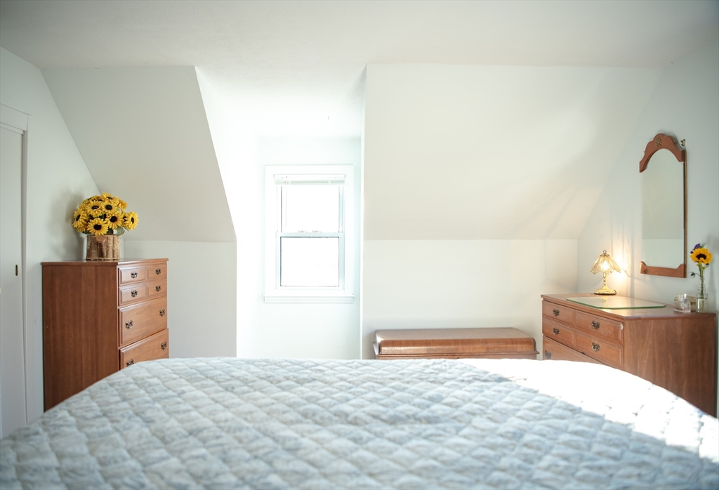 6 Laurel Road Norwood, MA 02062 - Photo 38 of 40 Gallery Image 38