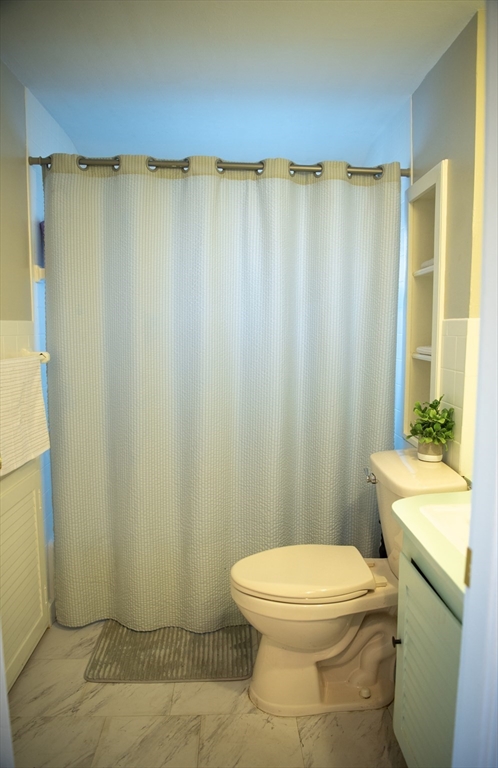 6 Laurel Road Norwood, MA 02062 - Photo 39 of 40 Gallery Image 39