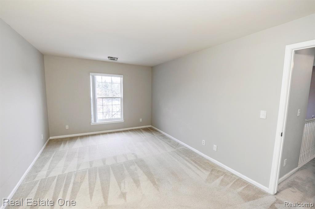 5305 Brookemonte Circle Rochester, MI 48306 - Photo 19 of 37 Gallery Image 19