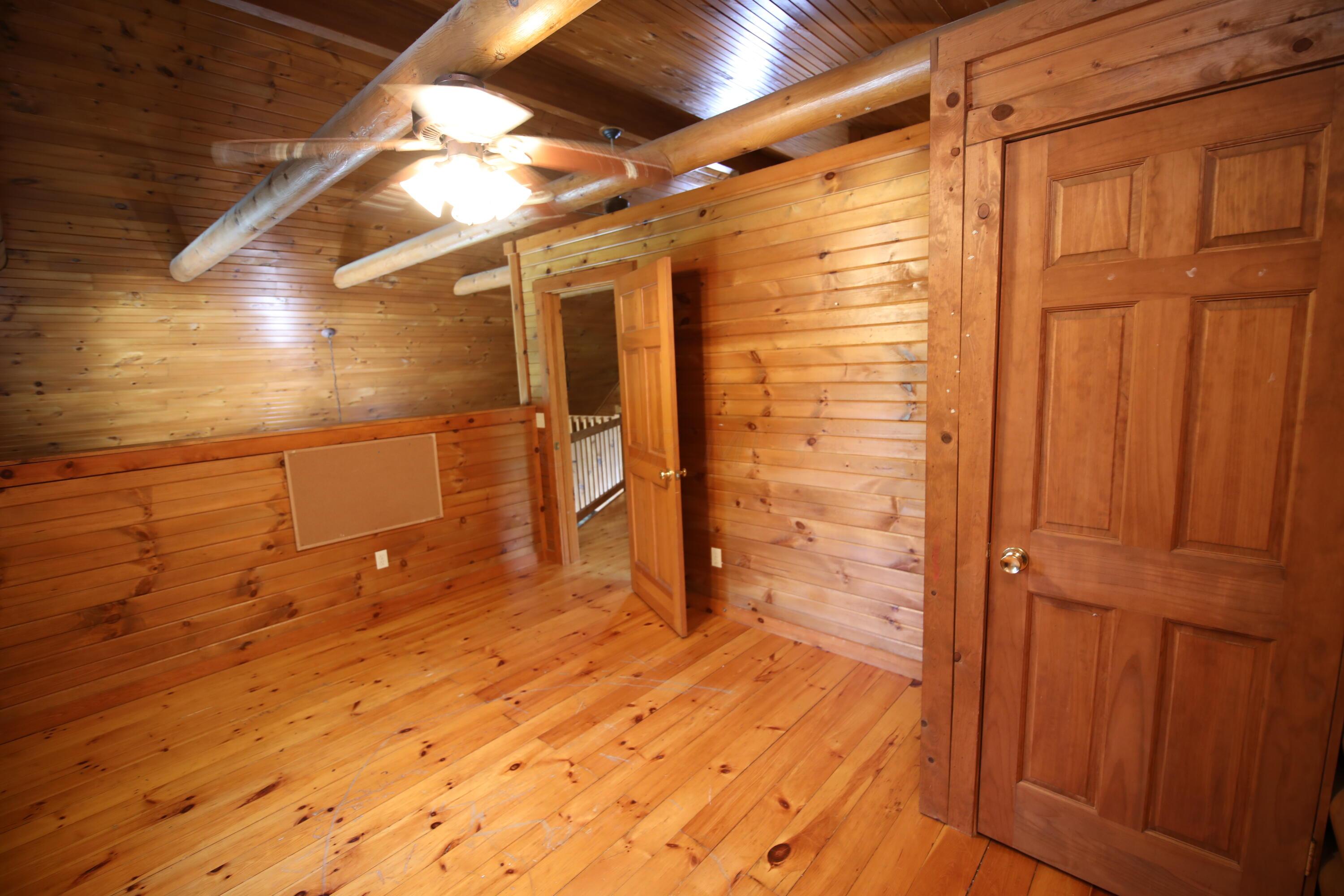538 Armstrong Road Delaware, OH 43015 - Photo 27 of 109 2nd floor bedroom 3
