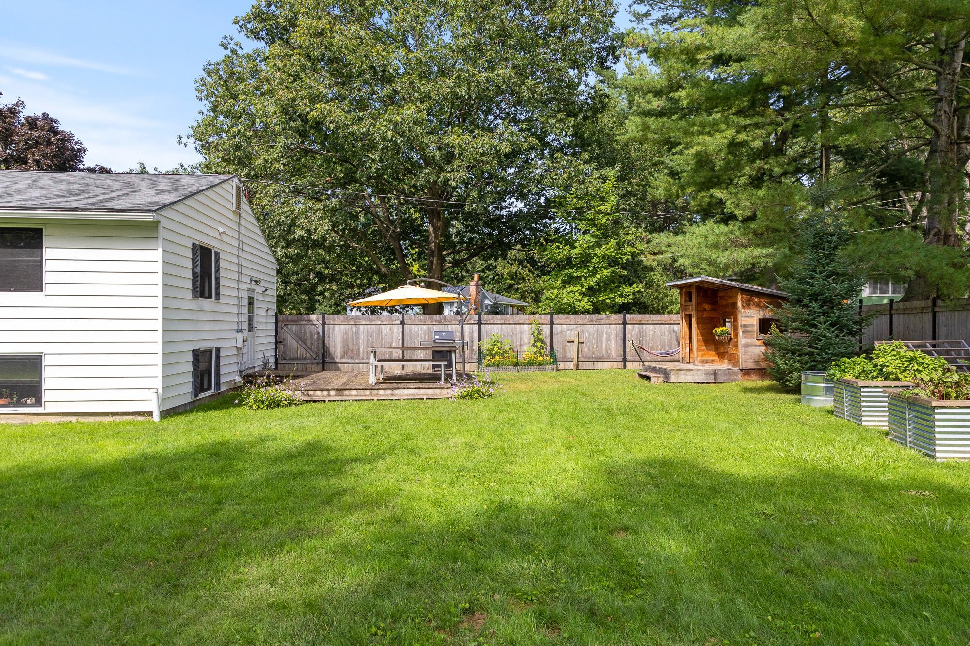 381 Hullcrest Road Shelburne, VT 05482 - Photo 32 of 40