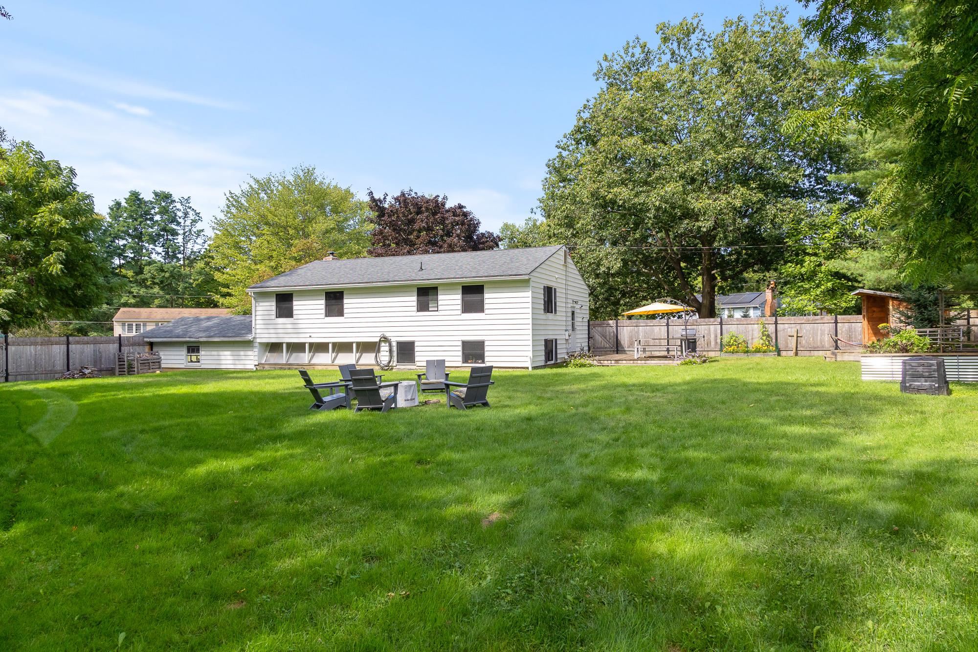 381 Hullcrest Road Shelburne, VT 05482 - Photo 34 of 40