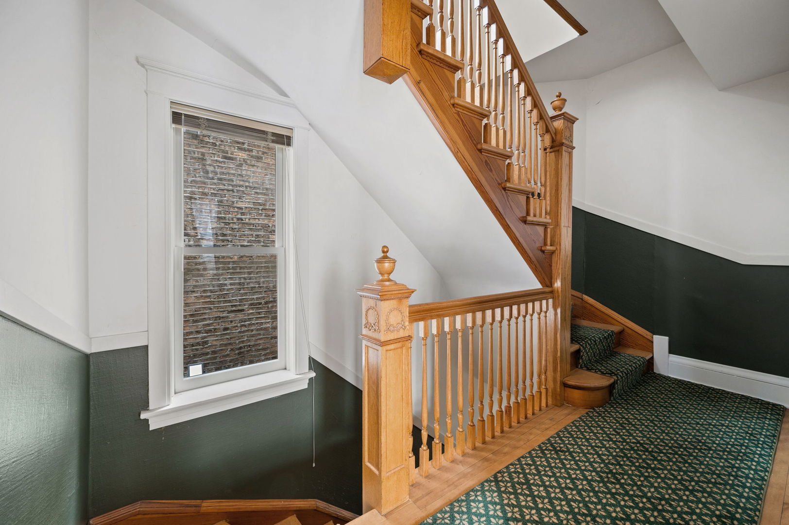 1415 West George Street Chicago, IL 60657 - Photo 12 of 35 a view of entryway with a front door