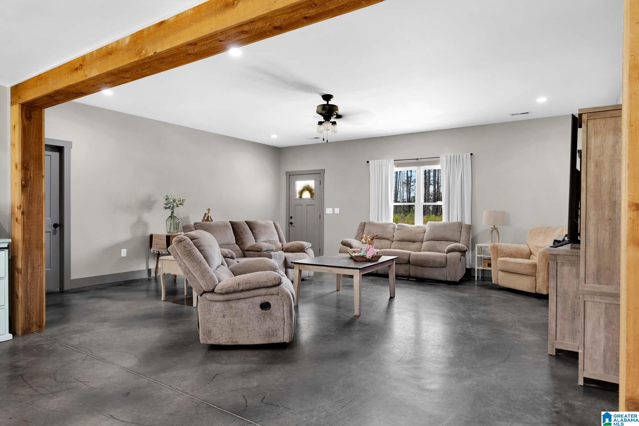 665 Robbins Road Hayden, AL 35079 - Photo 8 of 45