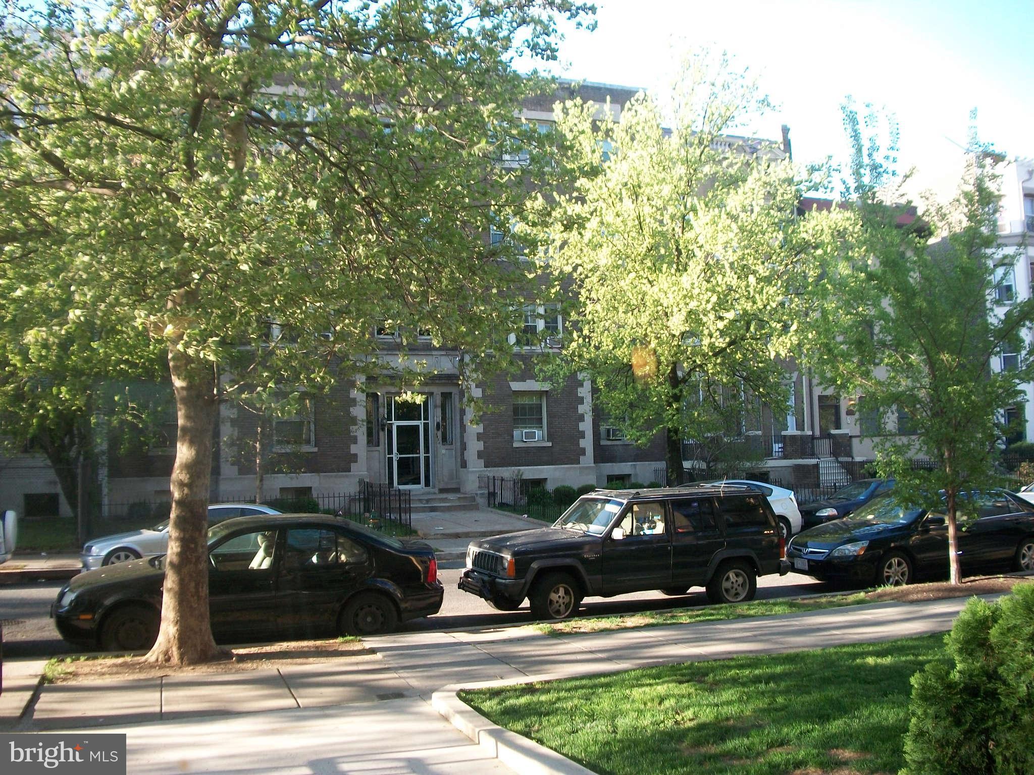 1440 Columbia Road Northwest, Unit 101 Washington, DC 20009 - Photo 4 of 30 View