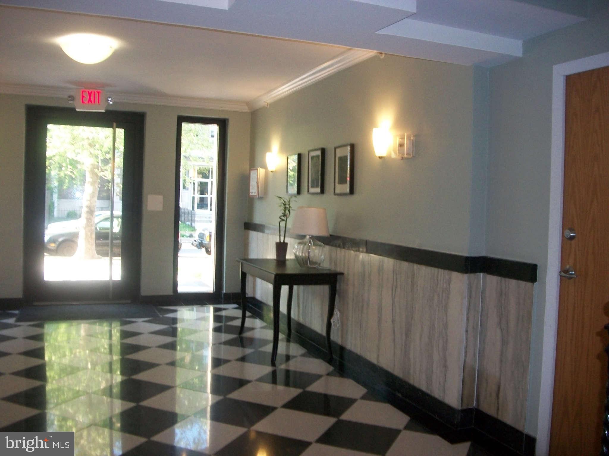 1440 Columbia Road Northwest, Unit 101 Washington, DC 20009 - Photo 5 of 30 Interior (General)