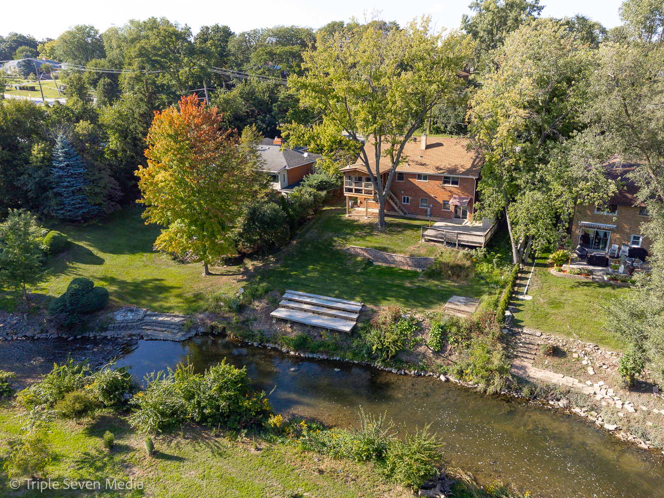 11307 German Church Road Willow Springs, IL 60480 - Photo 5 of 49 an aerial view of residential houses with outdoor space