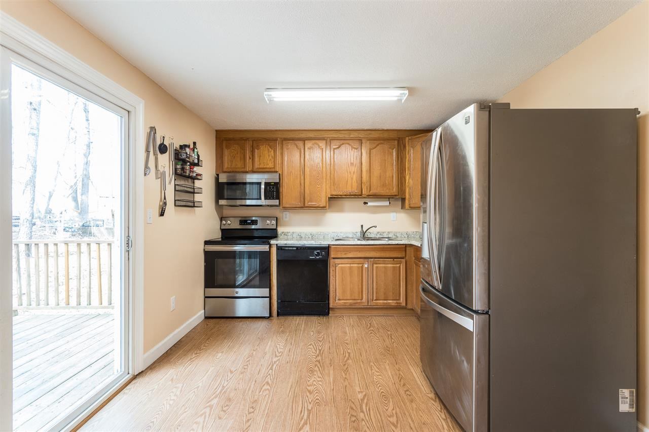 8005 Mourning Dove Road Raleigh, NC 27615 - Photo 8 of 22 Kitchen