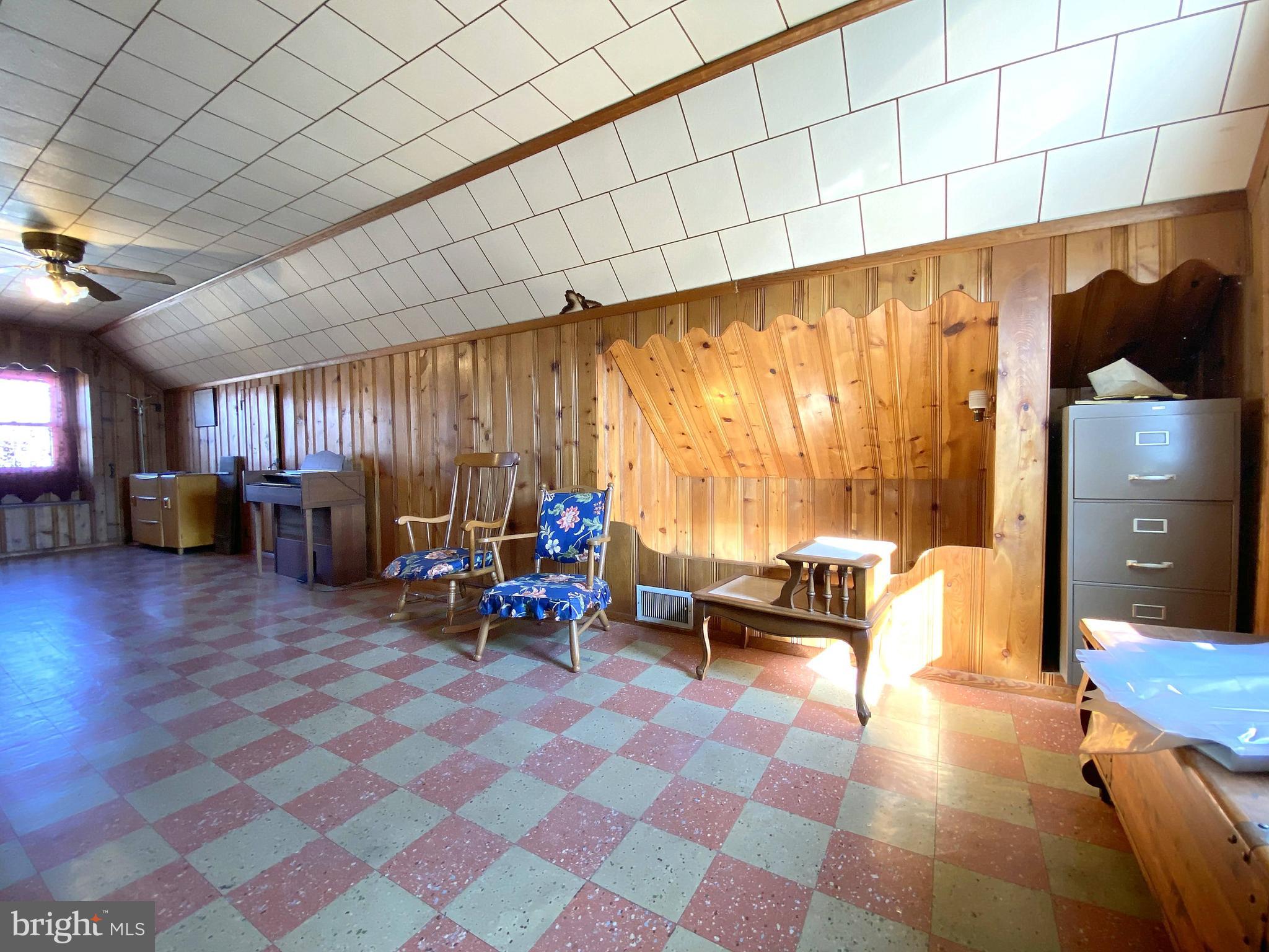 7606 North Point Road Baltimore, MD 21219 - Photo 31 of 75