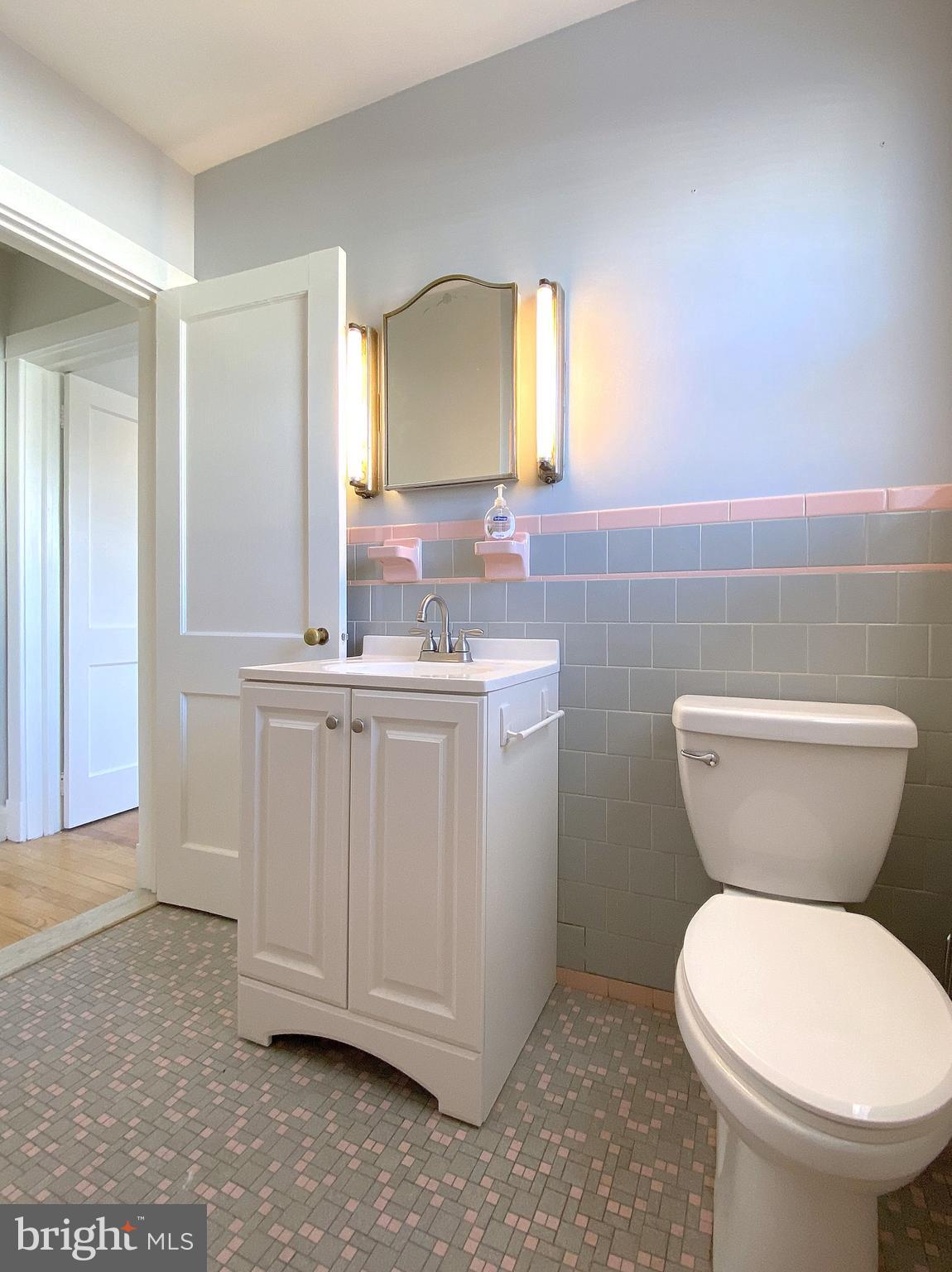 7606 North Point Road Baltimore, MD 21219 - Photo 36 of 75