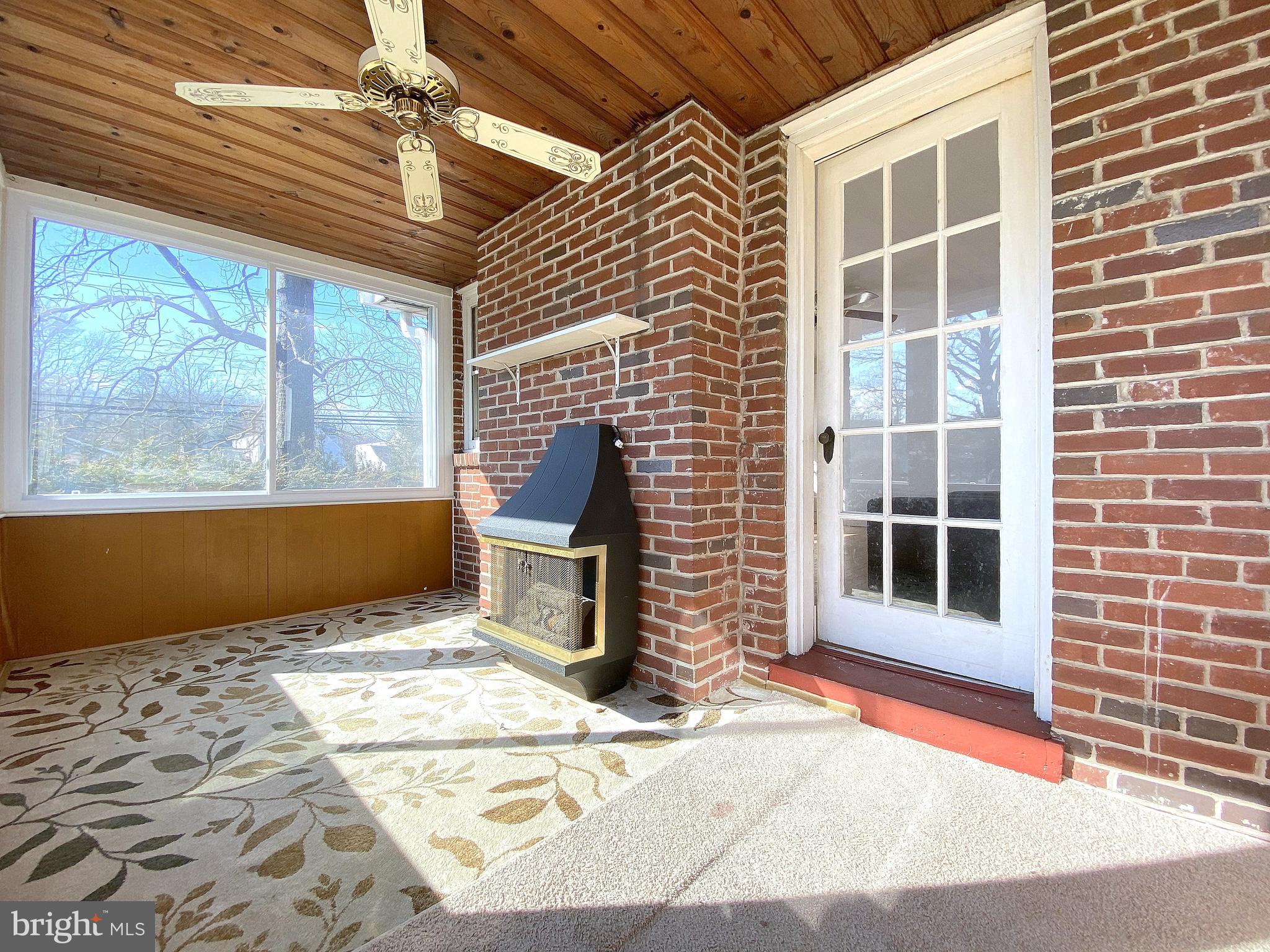 7606 North Point Road Baltimore, MD 21219 - Photo 44 of 75