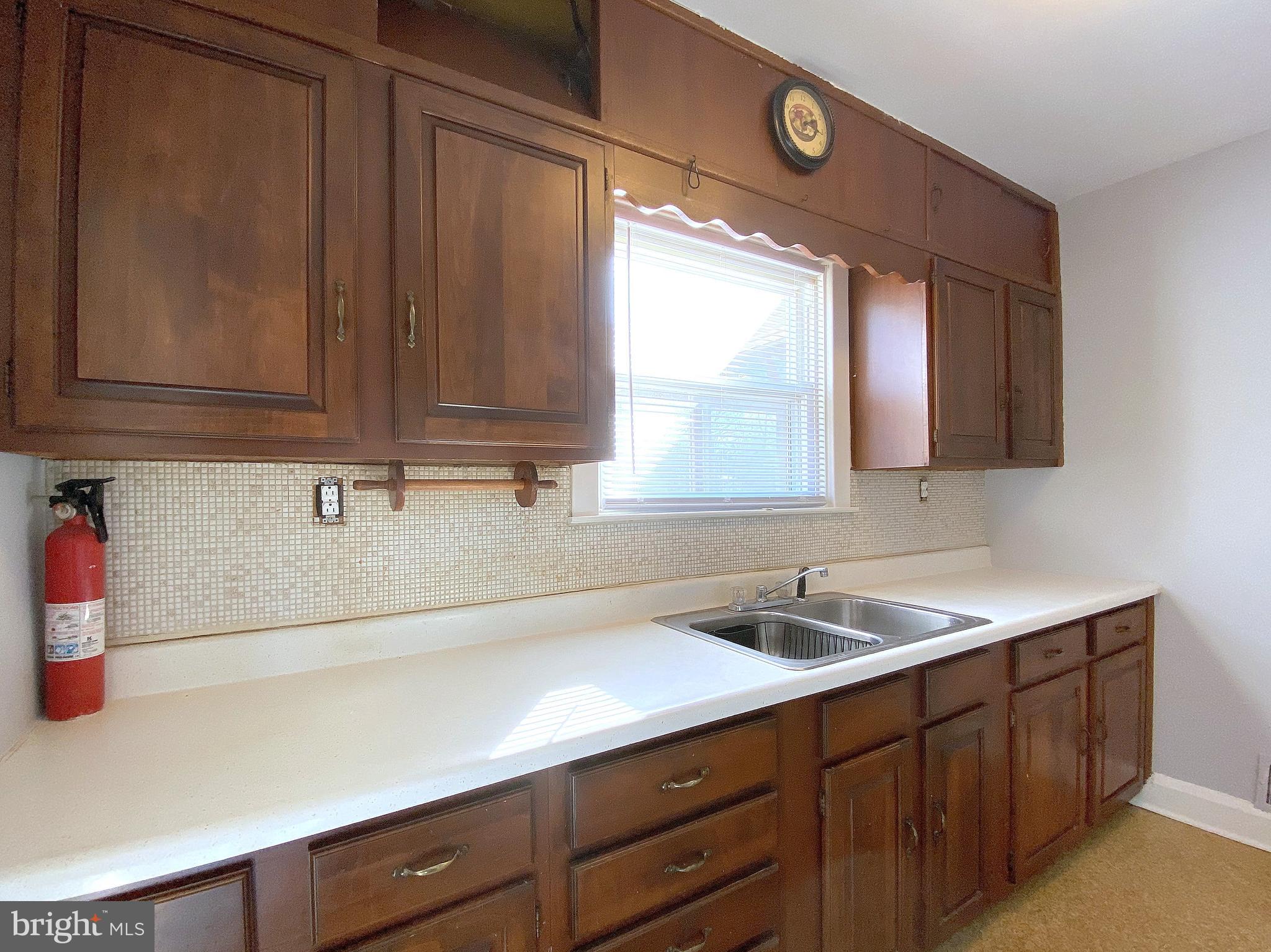 7606 North Point Road Baltimore, MD 21219 - Photo 50 of 75