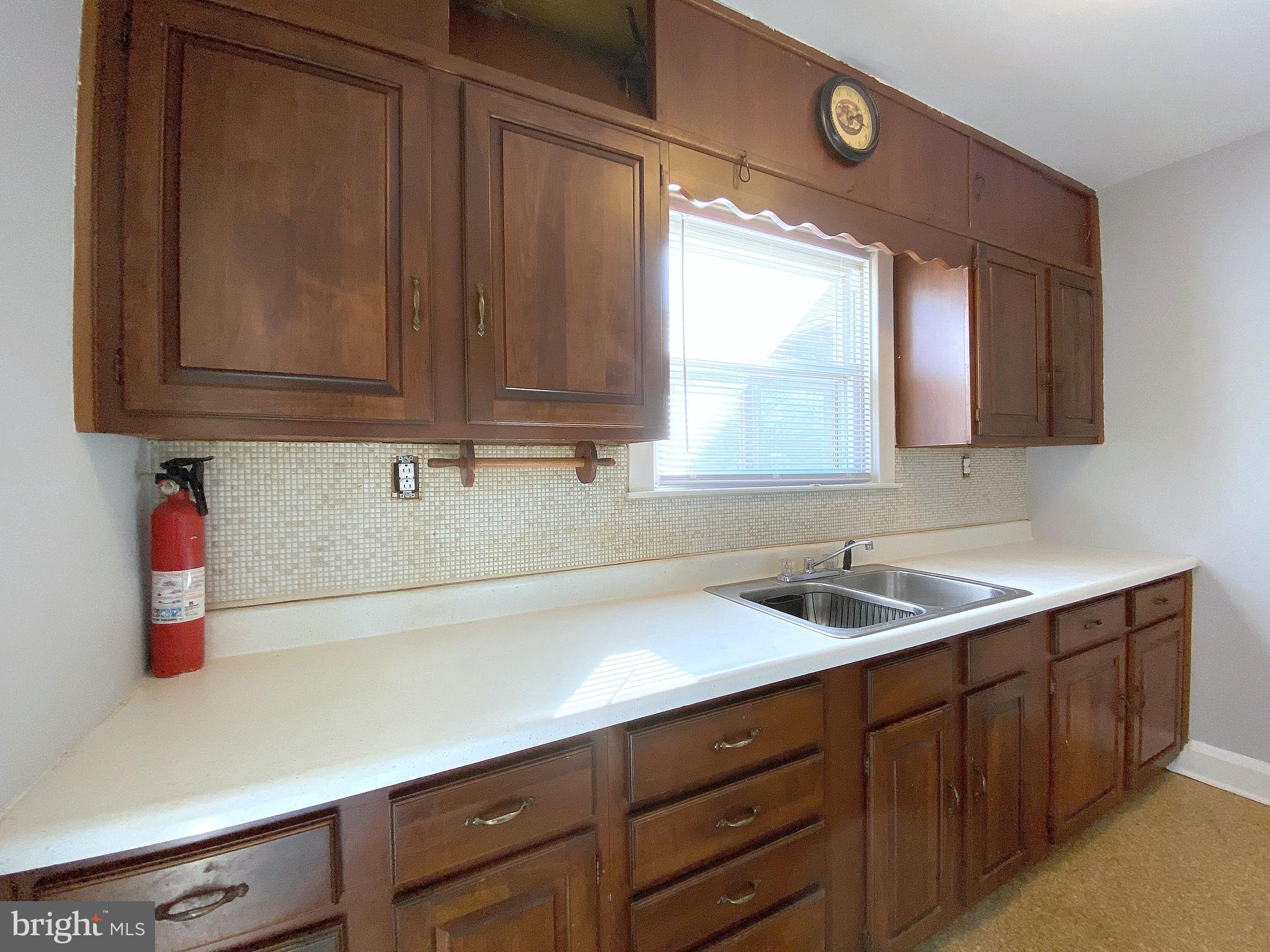 7606 North Point Road Baltimore, MD 21219 - Photo 51 of 75