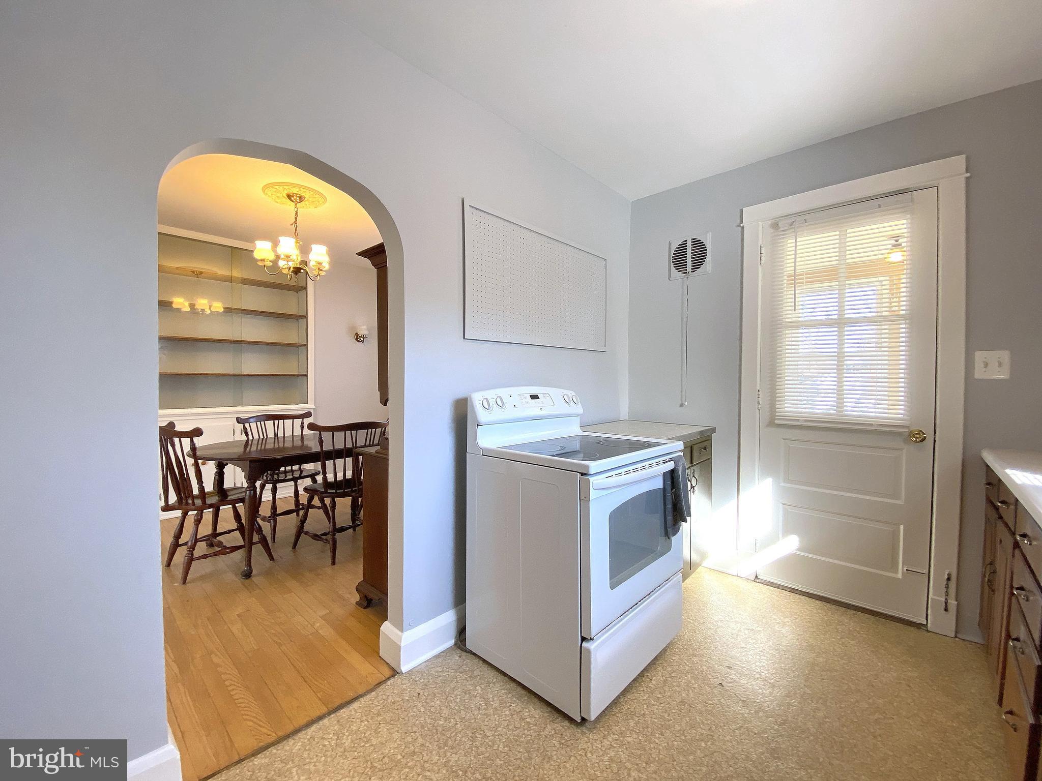 7606 North Point Road Baltimore, MD 21219 - Photo 52 of 75