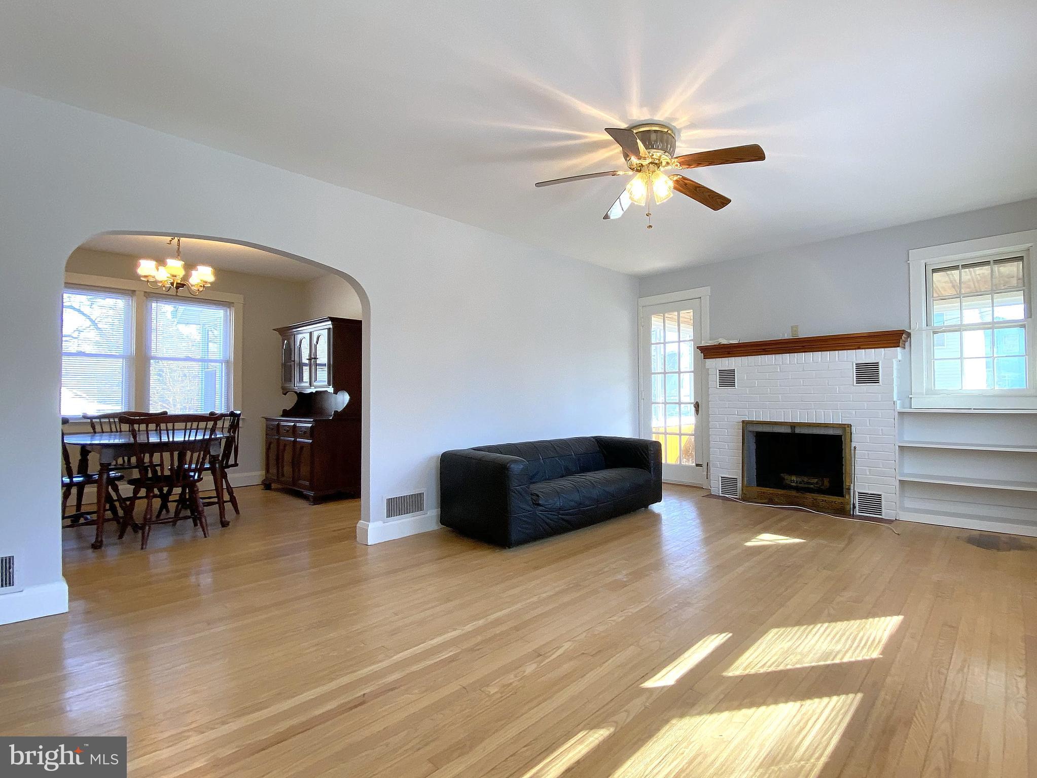 7606 North Point Road Baltimore, MD 21219 - Photo 7 of 75