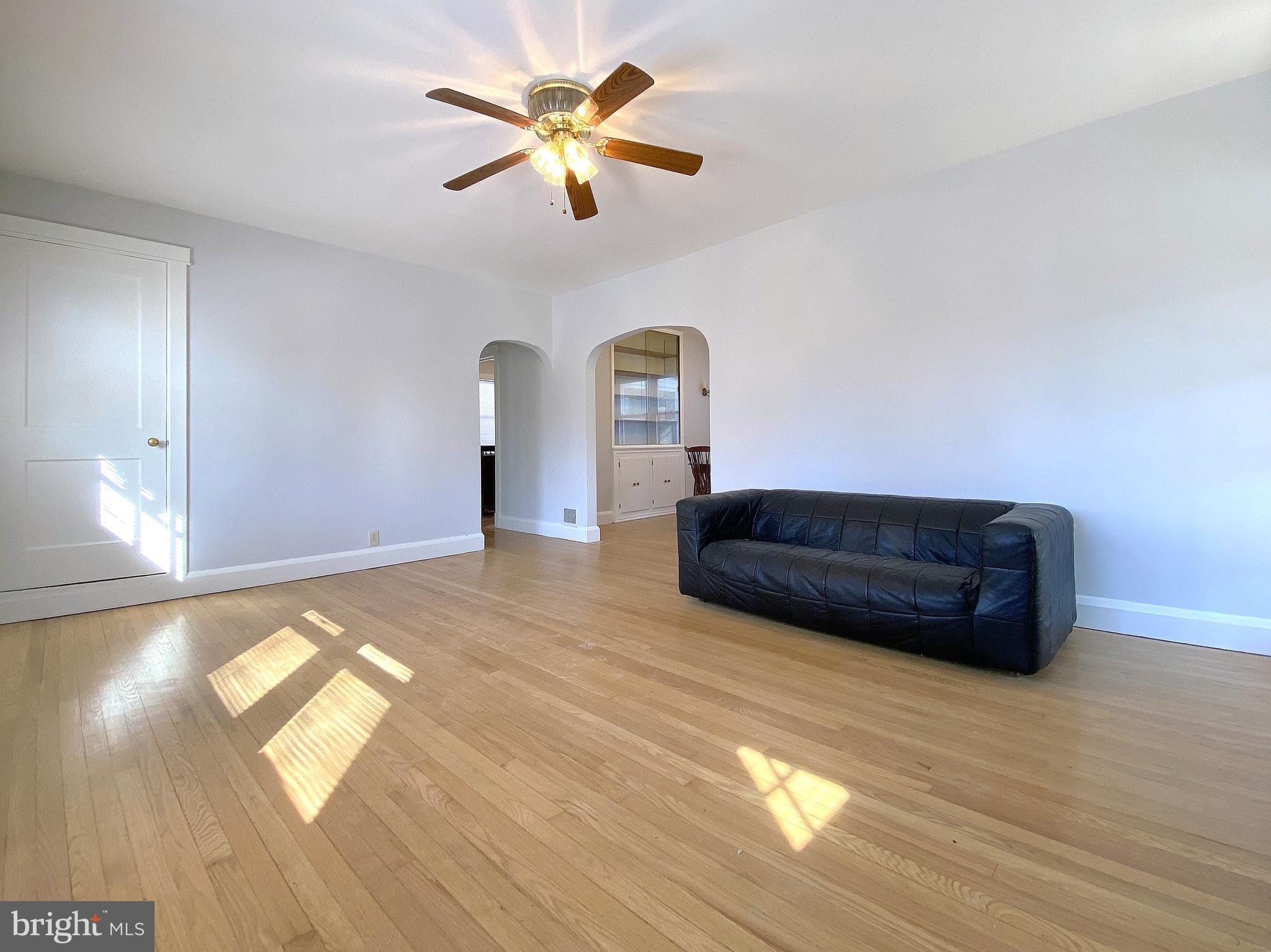 7606 North Point Road Baltimore, MD 21219 - Photo 10 of 75