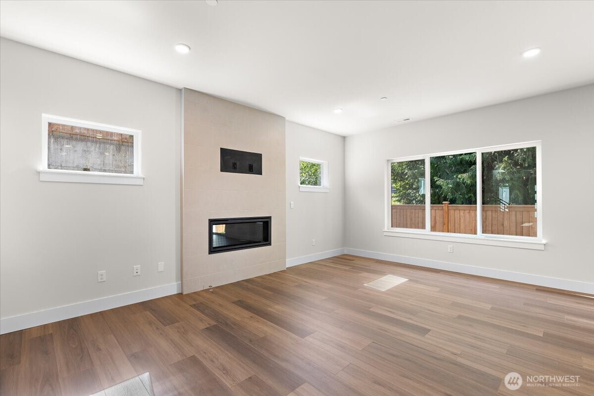 17921 Sunset Road Bothell, WA 98012 - Photo 9 of 36