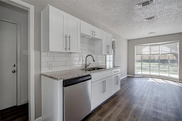 $2,150 | 4801 Winesanker Way, Fort Worth, TX 76133
