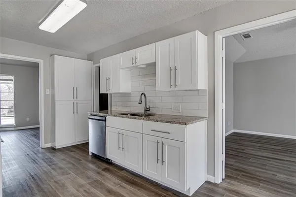 $2,150 | 4801 Winesanker Way, Fort Worth, TX 76133