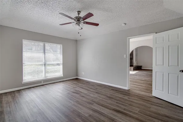 $2,150 | 4801 Winesanker Way, Fort Worth, TX 76133