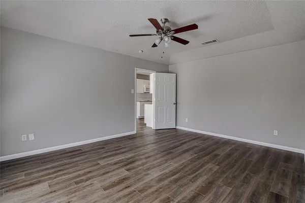 $2,150 | 4801 Winesanker Way, Fort Worth, TX 76133