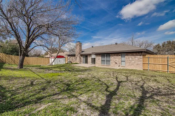 $2,150 | 4801 Winesanker Way, Fort Worth, TX 76133