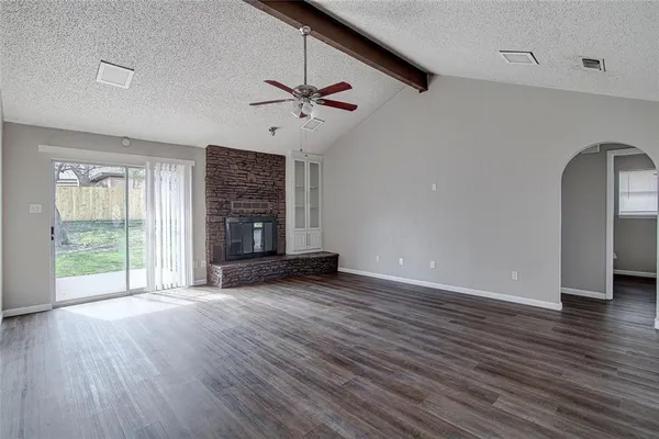 $2,150 | 4801 Winesanker Way, Fort Worth, TX 76133