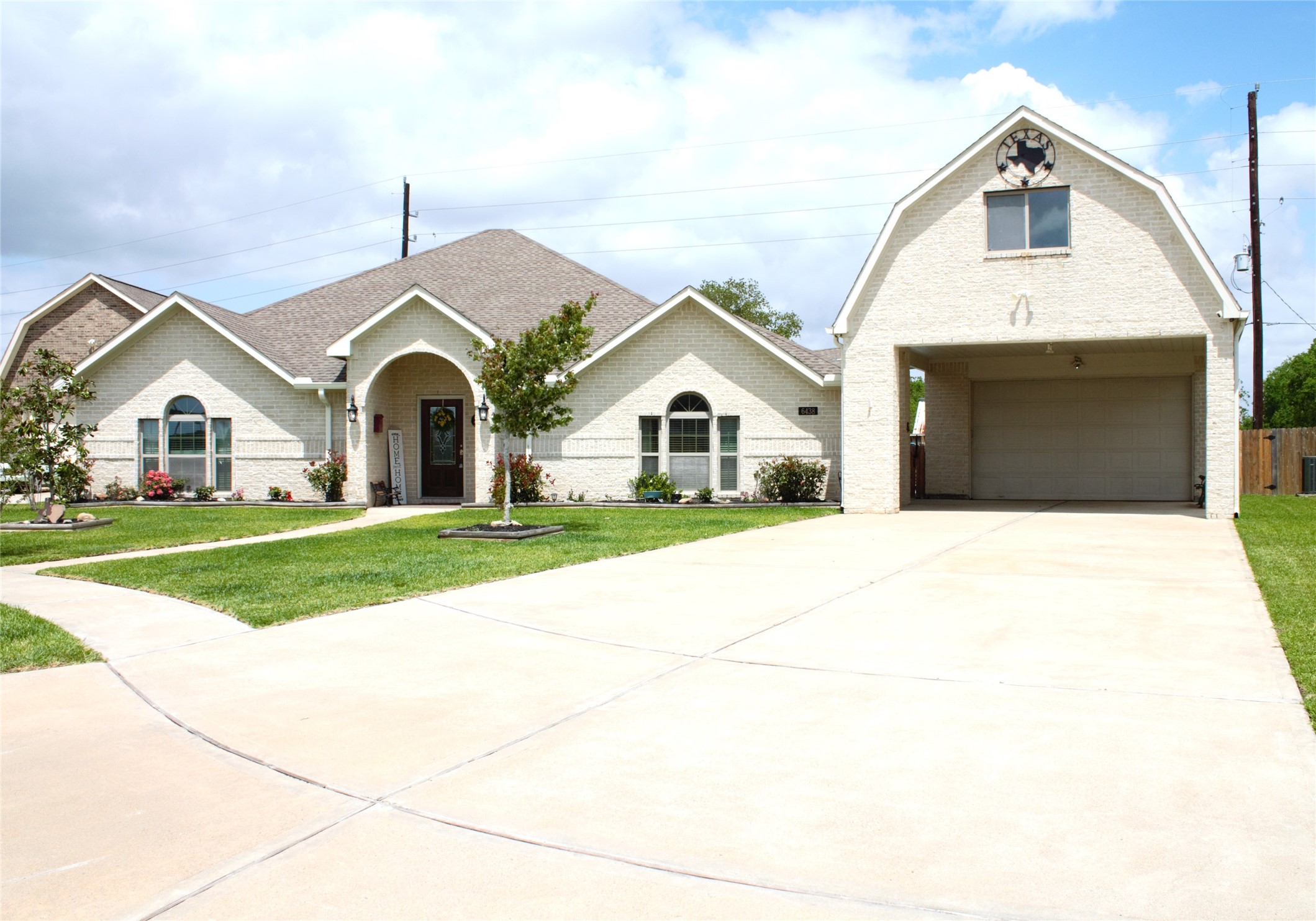 6438 Grapevine Bend Manvel, TX 77578 - Photo 1 of 36