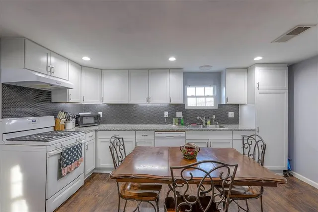 $149,900 | 5127 Rinker Road, Kansas City, MO 64129