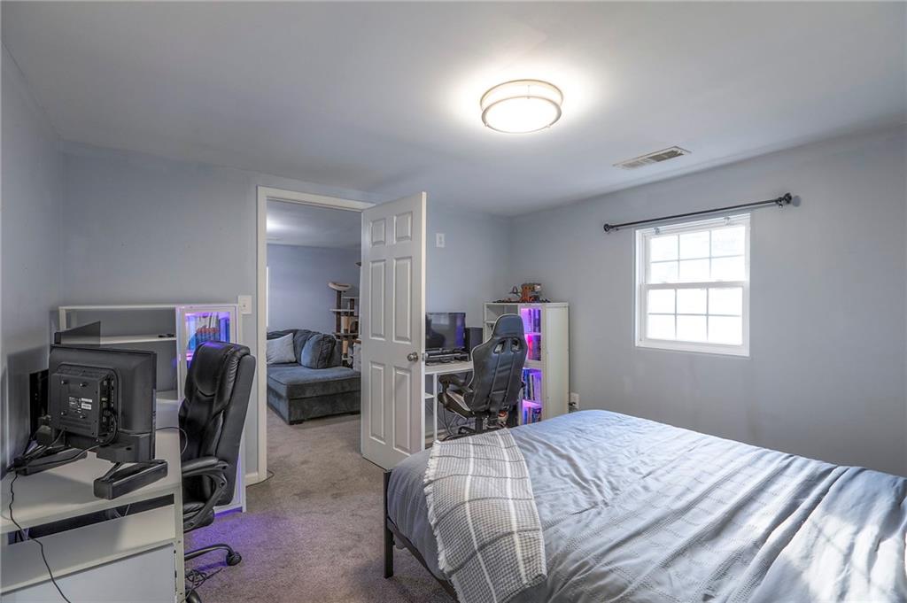 5127 Rinker Road Kansas City, MO 64129 - Photo 11 of 25