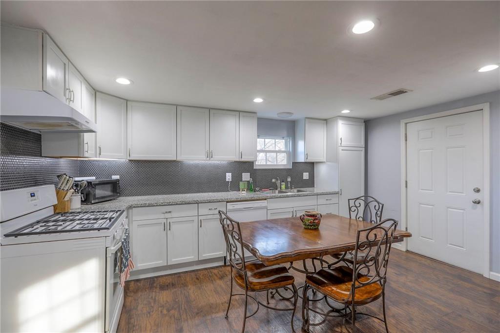 5127 Rinker Road Kansas City, MO 64129 - Photo 7 of 25