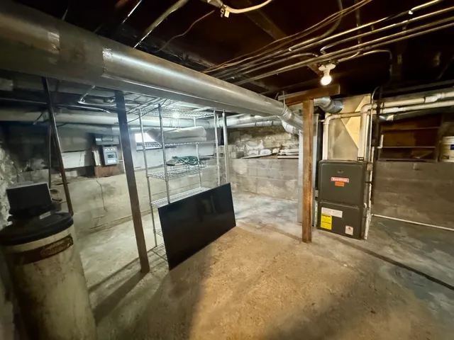 a view of a garage of a house