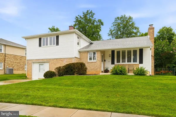 $575,000 | 117 Hollow Brook Road, Lutherville-Timonium, MD 21093