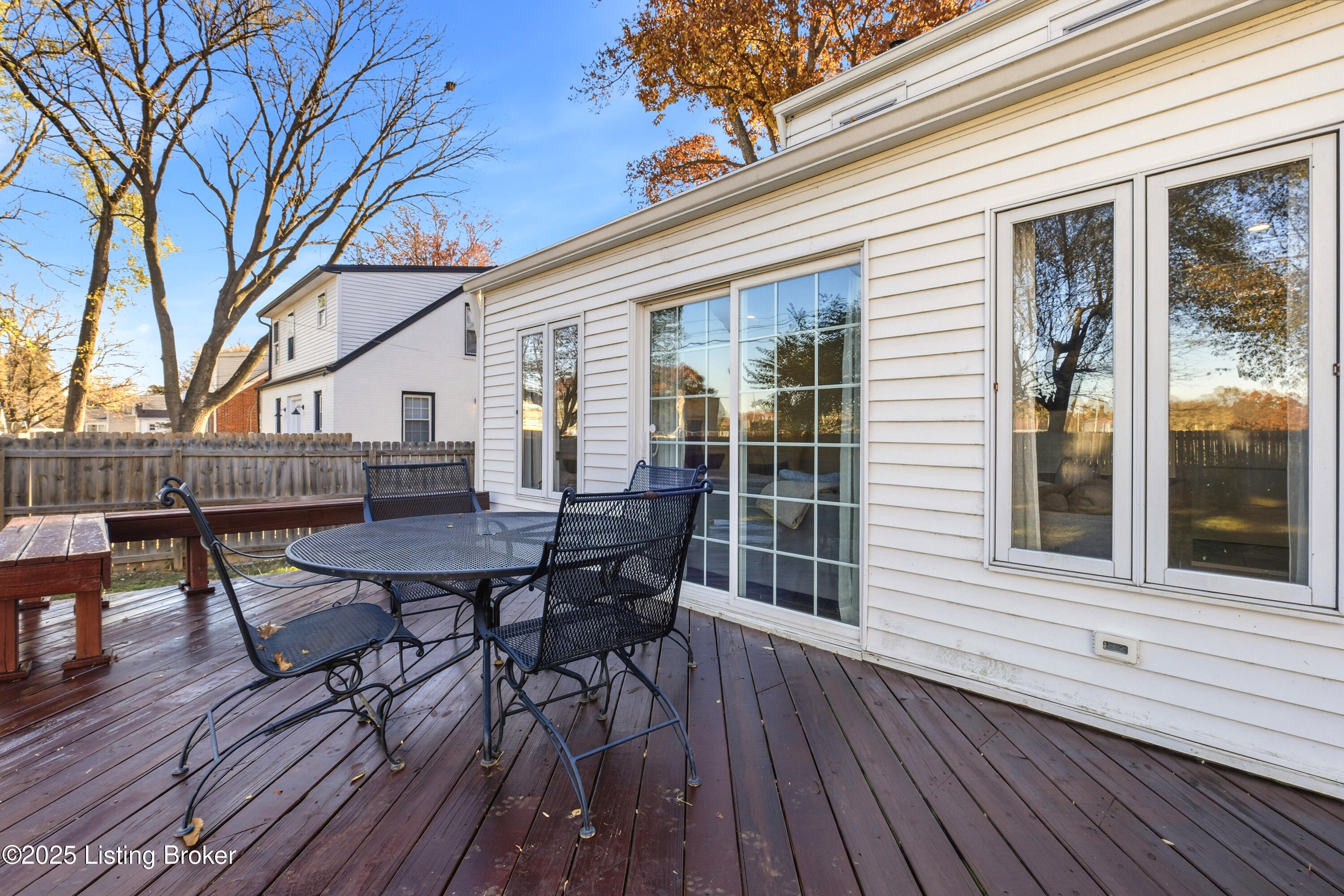 4205 Alton Road Louisville, KY 40207 - Photo 38 of 55 4205alton_louisvillerealestatemedia_176