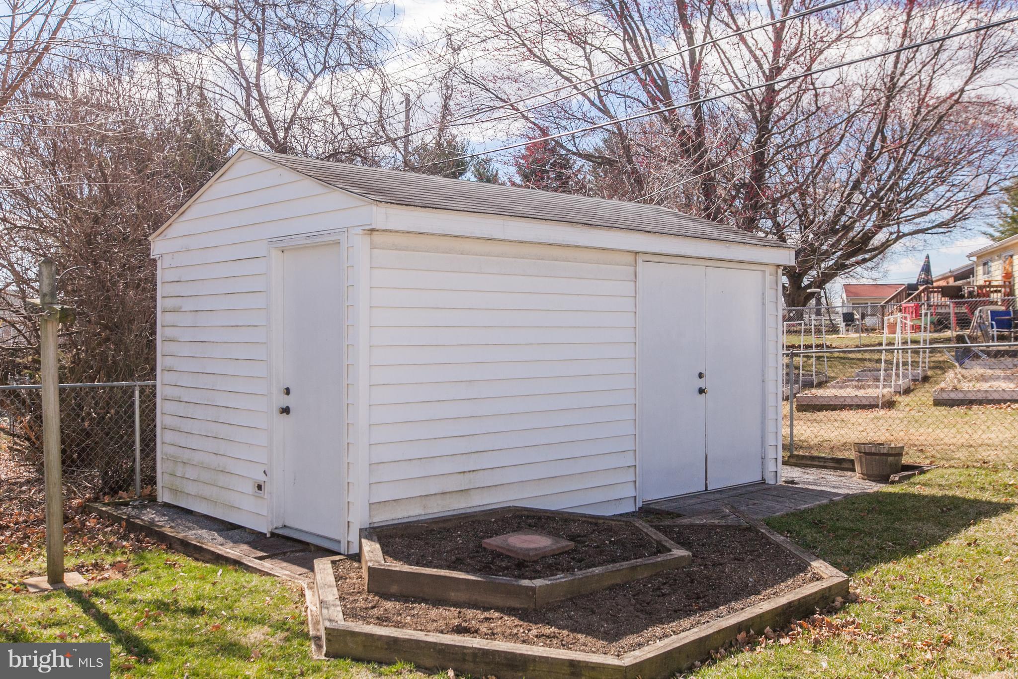 11348 Greenberry Road Hagerstown, MD 21740 - Photo 24 of 30 Large Storage Shed